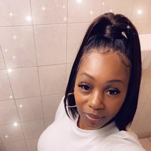 Meet your Posher, Laquisha